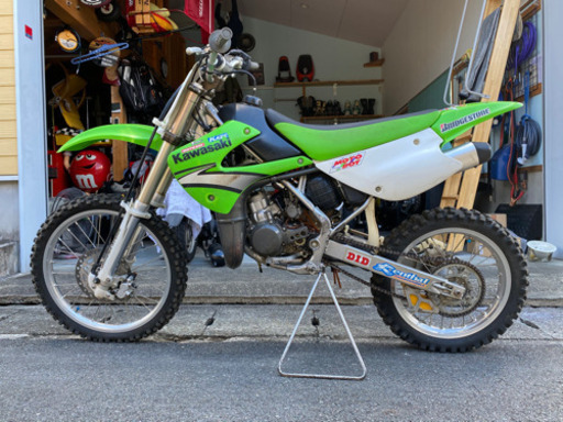 kx85 モトクロスバイク