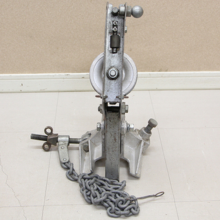 ケーブル布設工事用機材 金車 3連 朝日金属精工(HD780awxY)②