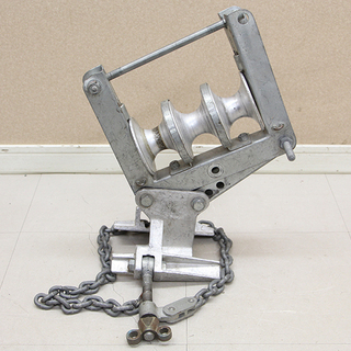 ケーブル布設工事用機材 金車 3連 朝日金属精工(HD781awxY)③