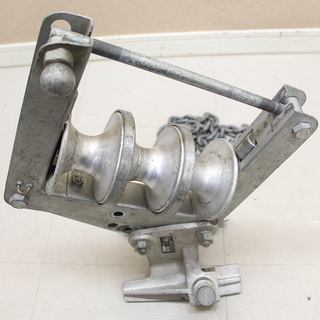 ケーブル布設工事用機材 金車 3連 朝日金属精工(HD782awxY)④