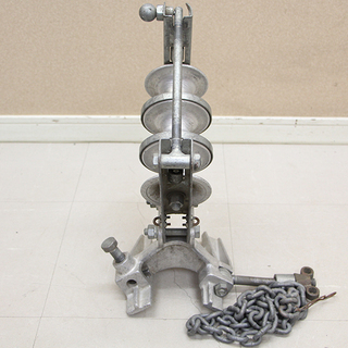 ケーブル布設工事用機材 金車 3連 朝日金属精工(HD786awxY)⑧