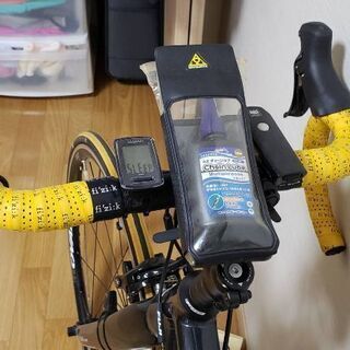 FUJI ロードバイク (空気抜けています)