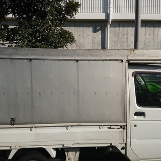 軽トラックの荷台 中古では滅多に出ませんよ。神戸市中央区より ご自身