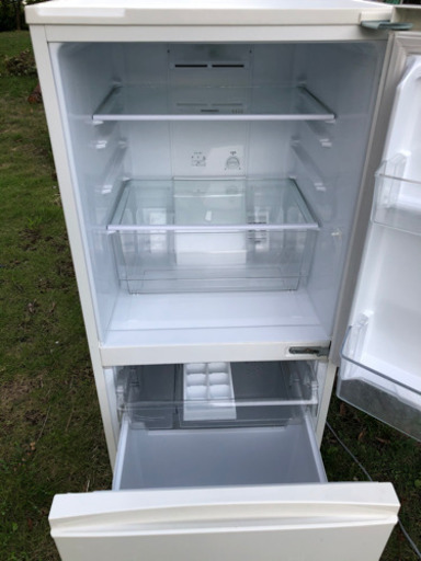 2017年製　AQUA AQRー16G ノンフロン冷凍冷蔵庫　美品です。