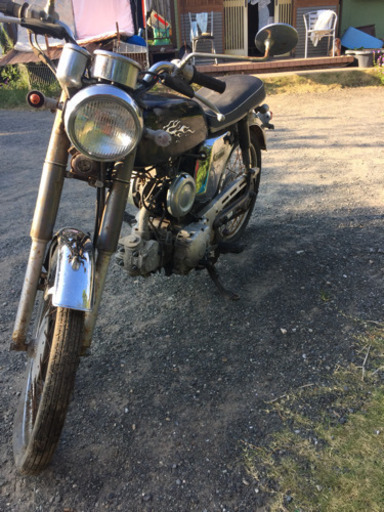 不動車  ヤマハ YBー1     50ccのバイクです。