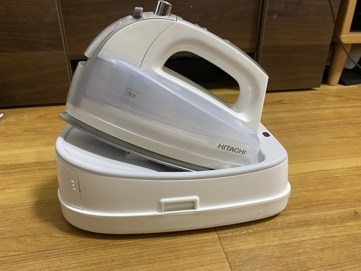 日立のコードレスアイロンです。(2019年製) 取り引き決まりました。