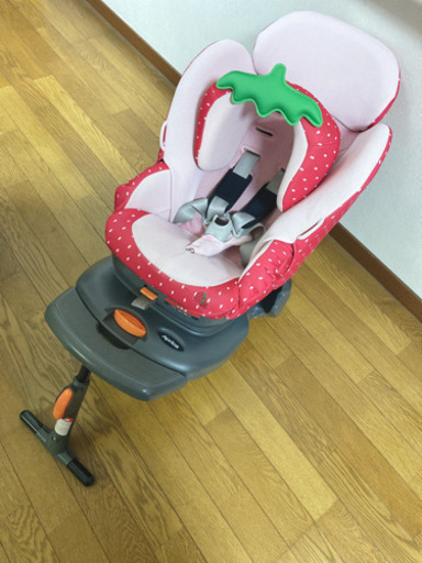 アップリカ マシュマロフルーツ ジューシーベリーPK チャイルドシート いちご
