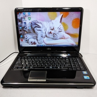 美品 FMVノートPC ブラック Core i3 大容量500G...