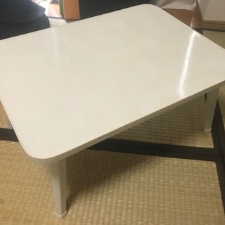 【場所変更】折りたたみ式テーブル 60×45×30