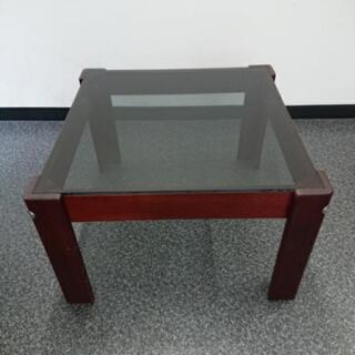 ガラステーブル  正方形