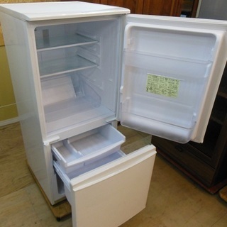 美品 中古★SHARP 137L 冷蔵庫【SJ-D14C-W】 SHARP 冷蔵庫 SJ-D14C-W 137L SJ-D14C-W 冷蔵庫 ホワイト系 [137L /2