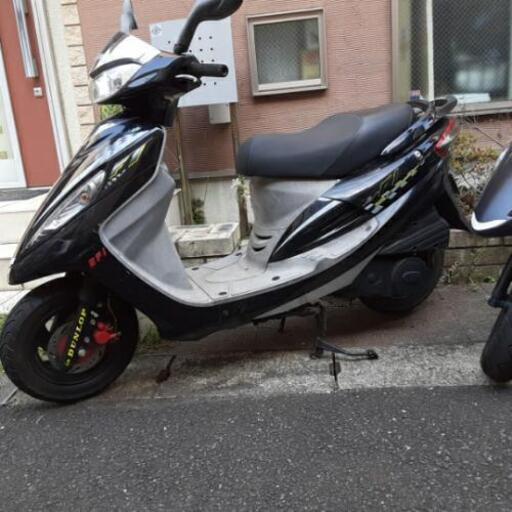 125cc  バイク詳しく　土日引き取りにこられる方。放置期間長引いた為不調になってしまいました。部品取りにいかがでしょうか？