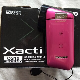 Xacti DMX-CG10ビデオカメラ + 三脚