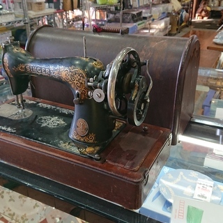 店舗同時販売中】 SINGERミシンレトロアンティーク