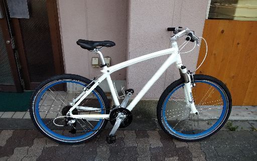 美品☆【BMW製】26吋Fサス付MTB アルミ/27speed/ホワイト