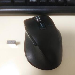 ワイヤレスマウスと有線のキーボード