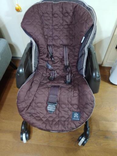 コンビ　ハイローチェア　ハイアンドロー　auto swing スウィングラック