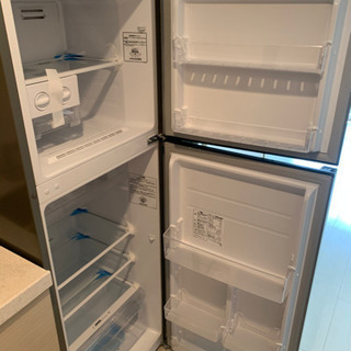 【ネット決済】冷蔵庫　2ドア　ほぼ新品　値段交渉可能