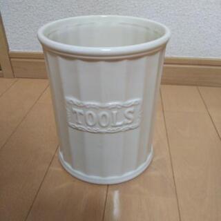 キッチンツール入れ