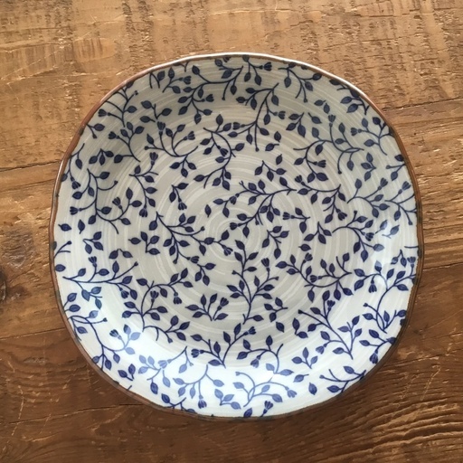 植物柄和皿1枚 M 宇治の食器 和皿 の中古あげます 譲ります ジモティーで不用品の処分