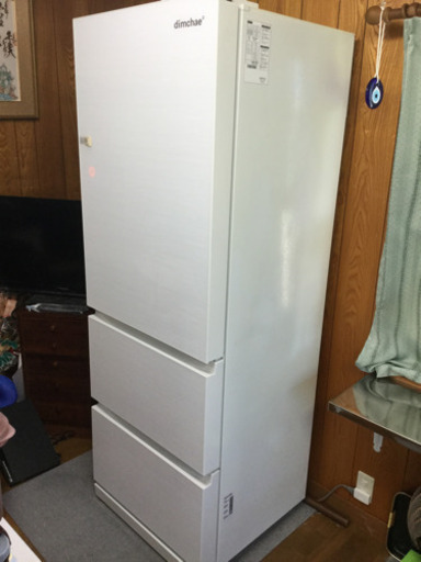 中古　2014年製　冷凍冷蔵庫　キムチ冷蔵庫　305L  幅66.2　　奥行62　　高さ187　 （ｃｍ）　ホワイト　白色　冷蔵専用