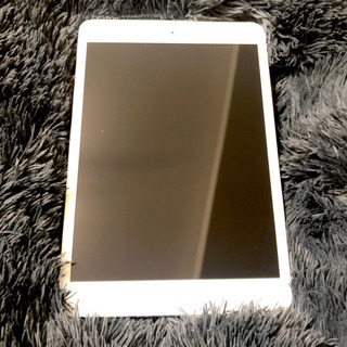 初代iPad mini 32GB Wi-Fi モデル  ホワイト少し価格応談 初代iPad mini 32GB Wi-Fi モデル ホワイト少し価格応談
