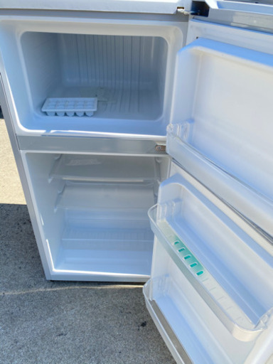 2016年製　冷蔵庫　106L