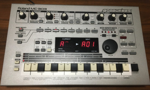 Roland ローランド  MC-303