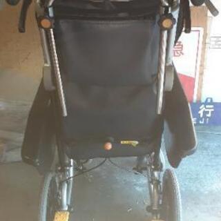 リクライニング式車椅子