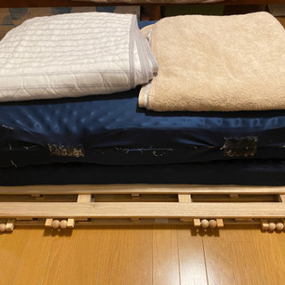 二つ折りすのこベッド 三つ折りマットレス シーツ二枚セット(シングル)
