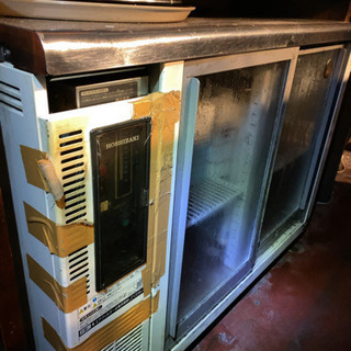 ホシザキコールドテーブル型ショーケース