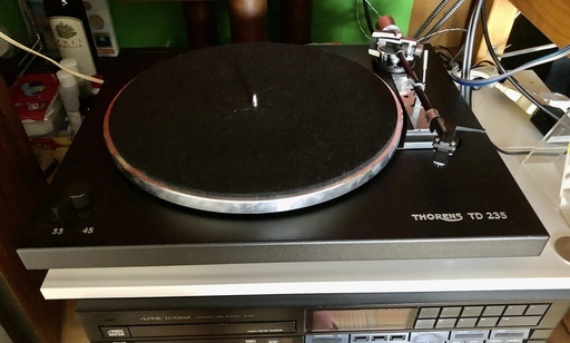 Thorens　レコードプレーヤー　TD235EV- BK 難あり