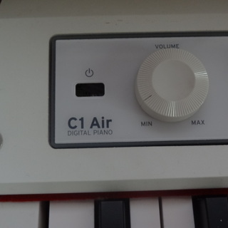 電子ピアノ（KORG  C1 Air）の電源スイッチを治せる人いませんか？の画像