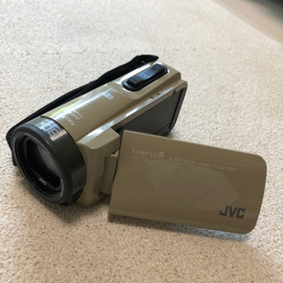 JVC　everio R QUAD PROOF GZ-RX670...