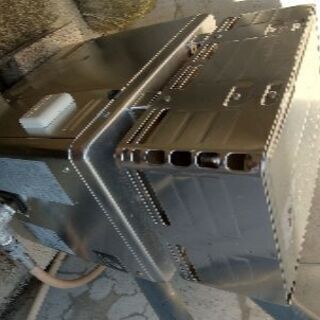 9月上旬に引っ越しの為出品します。