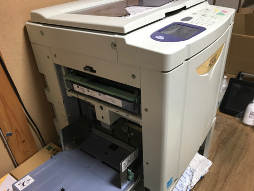 RISO GRAPH RZ630 モノクロ印刷機