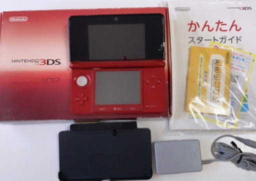 【取引中】NINTENDO  3DS  フレアレッド  付属品完備