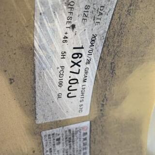 【即決価格】グラムライツ タイヤ付き4本 ゴールド