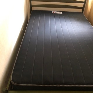フランスベッド　緑の木枠にマットレス付き
