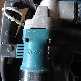 ★値下げ　中古　マキタ　電動ハンマーHM-0810★ 