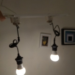 IKEAの照明ダクトレール！