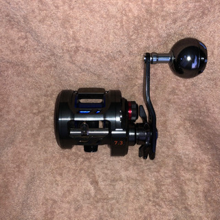 SALE中！ 超美品ダイワ ベイトリール ソルティガBJ200SH-L 左バンドル