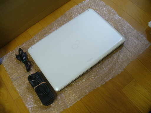 ㋩安心の富士通製 SSDへ変更可 Core i3搭載 HDMI出力あり Windows 10 (64bit) / Office 2016 Professional インストール済（ライセンス認証済） 15.6インチワイド ノートPC㋩