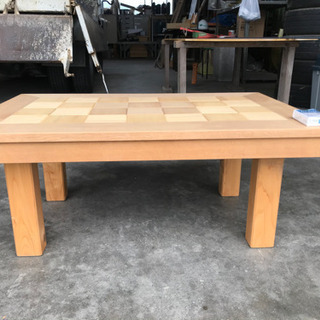 大工さんが作ったテーブルその1