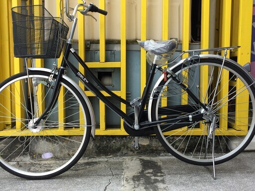 《未使用品！ワンランク上のモデルです♪》㉘27インチ　シティサイクル　ブラック　3段変速付き