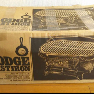 スポーツマンズグリル  LODGE   CASTIRON 旧ロゴ