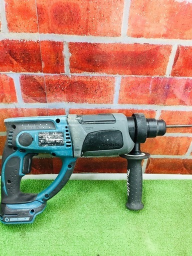 マキタ makita HR202D 充電式ハンマードリル【リライズ野田愛宕店】【中古】管理番号：2400010107795 マキタ makita HR202D 充電式ハンマードリル【リライズ野田愛宕店