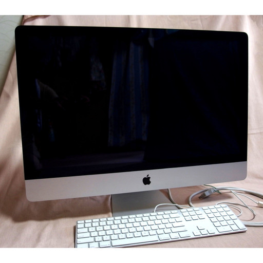 iMac 27インチ と Apple Keyboard （両方とも難あり、ジャンク品）