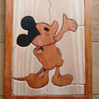 ミッキーマウスの木製パズル