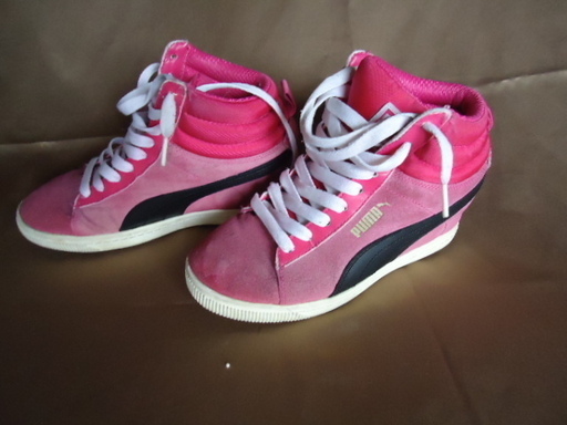 8 22am引き渡し予定者決定 Pumaインヒールスニーカーピンク23 5cm Used 断捨 Lee 吉塚のその他の中古 古着あげます 譲ります ジモティーで不用品の処分